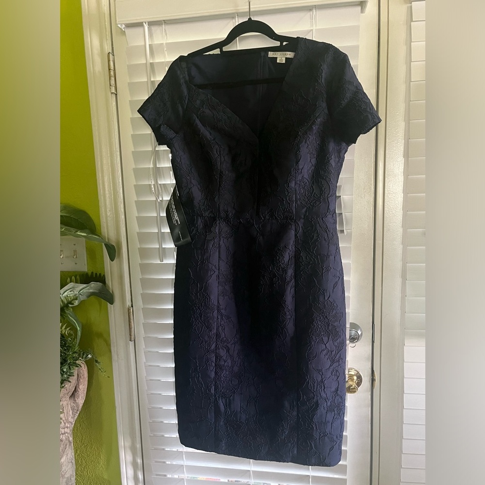 Kay Unger midi jacquard A line sheath size 12